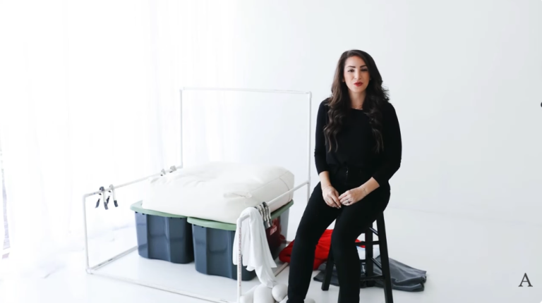 Behind the Scenes of a Newborn Photography Session – Watch the Free Training!